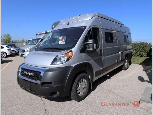 Used 2023 Winnebago Solis 59PX image 3