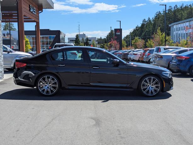 2018 BMW 5 Series 540i xDrive - No Accidents, Sunroof, Heated Seats image 5