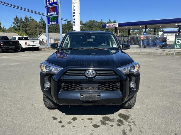 2024 Toyota 4Runner Base image 8