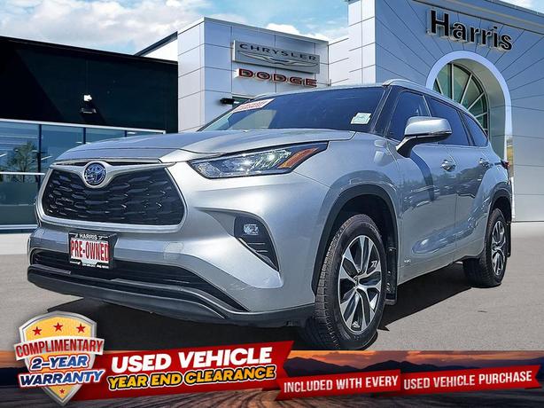 2022 Toyota Highlander Hybrid XLE AWD | Adaptive Cruise Control! image 1