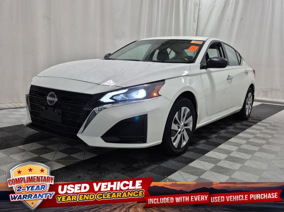 2024 Nissan Altima S display photo