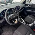 2025 Hyundai Venue Preferred ! REAR CROSS TRAFFIC! HIGH BEAM ASSIST! HEATED SEAT thumbnail image 6