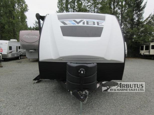 Used 2022 Forest River RV Vibe 21BH image 2