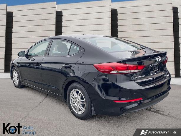 2017 Hyundai Elantra LE BLUETOOTH APPLE CARPLAY! KEY-LESS ENTRY! image 4