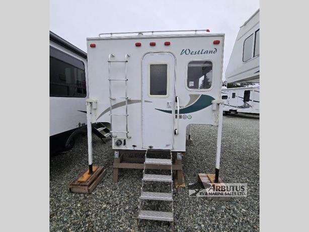 Used 2011 Westland RV Travelaire 80W image 5
