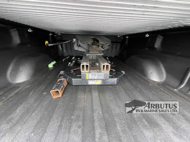 Used 2019 Chevrolet Silverado 3500 image 6