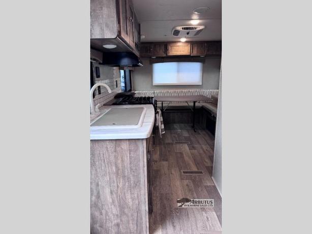Used 2019 Forest River RV Puma PUMA image 7