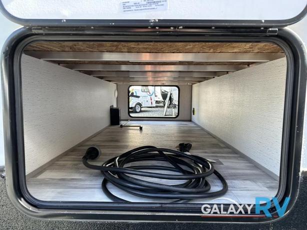 Used 2022 Dutchmen RV Kodiak SE 22SBH image 6