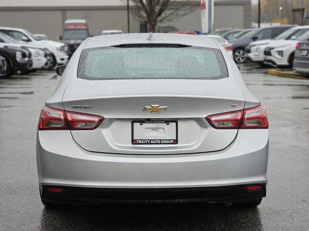 2022 Chevrolet Malibu LT - Apple CarPlay, Android Auto, Heated Seats image 6