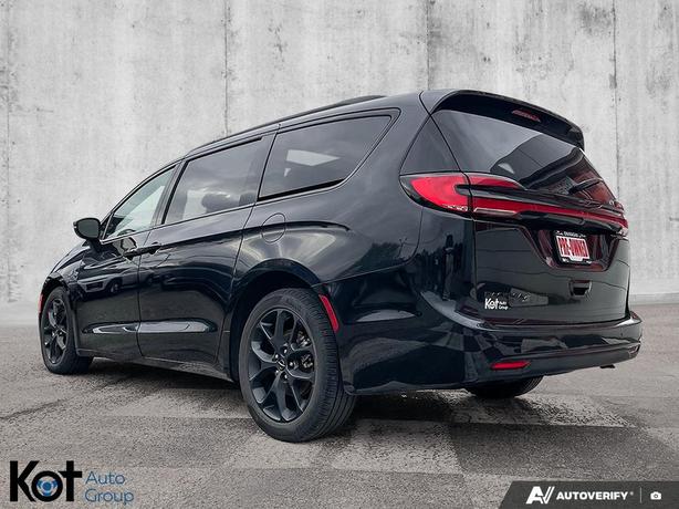 2023 Chrysler Pacifica Touring L | Power Sunroof | Remote Start | Heated Seats & image 7