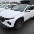 2024 Hyundai Tucson Hybrid Luxury ! LEATHER! BACKUP CAMERA! HEATED SEATS/ STEERI thumbnail image 2