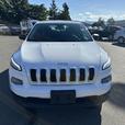 2015 Jeep Cherokee Sport thumbnail image 6