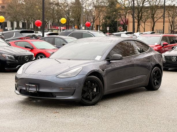 2021 Tesla Model 3 Standard Range Plus - Black Leather Interior image 2
