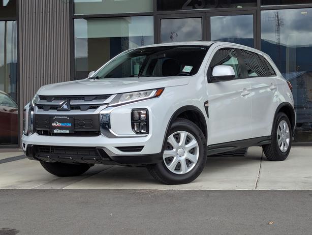 2024 Mitsubishi RVR ES - Low KMs, 4x4, Heated Seats image 1