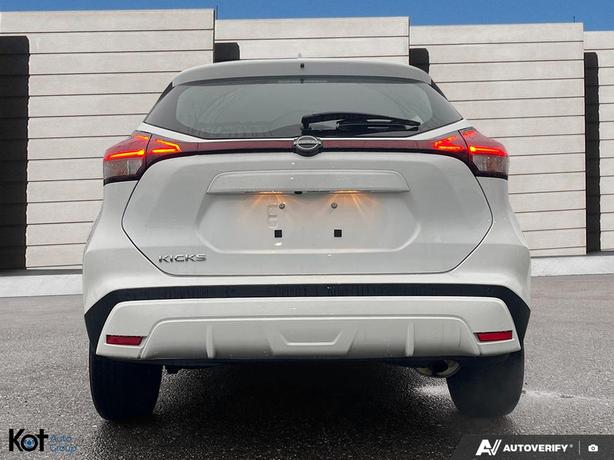 2024 Nissan Kicks S image 5
