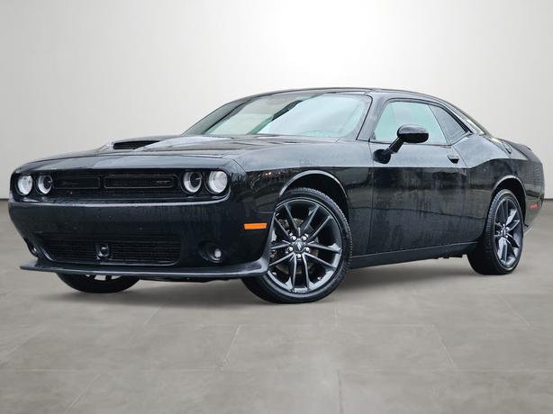 2021 Dodge Challenger image 1