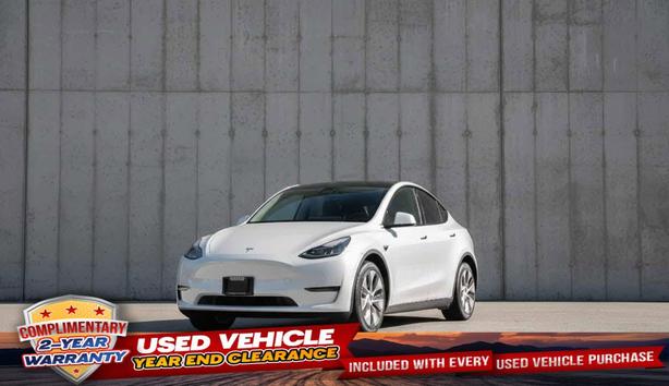 2023 Tesla Model Y Long Range AWD | Heated Seats! image 1