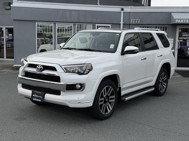 2018 Toyota 4Runner SR5 4WD- One Owner, Bc Local & Low Kilometers image 1