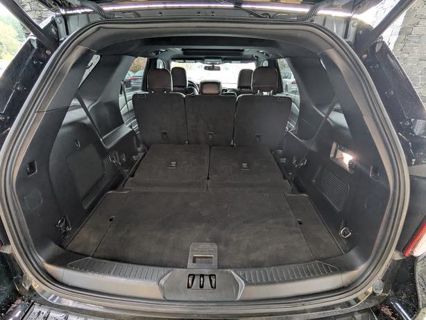 2021 Ford Explorer Platinum - Heated/Vented Seats, Leather, Sunroof image 8