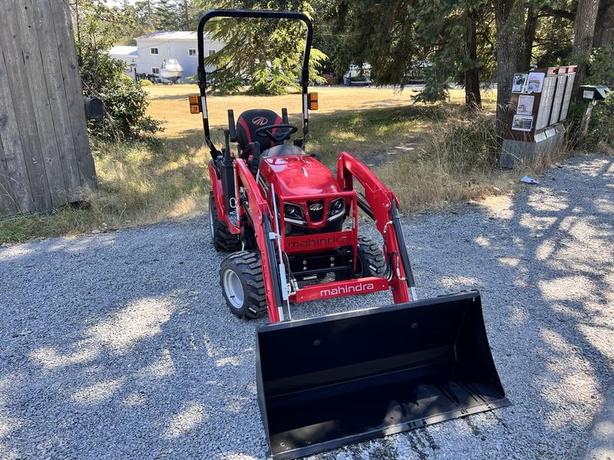 2024 Mahindra 1100 series 1120 HST image 6