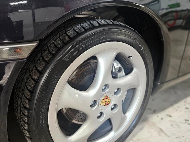 2000 Porsche  911 Carrera 4 Millennium Edition image 6