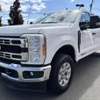 2023 Ford Super Duty F-350 SRW XLT thumbnail image 3