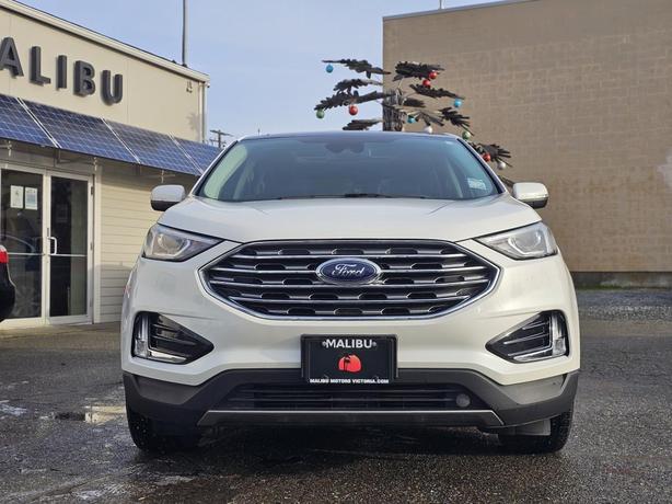 2021 Ford Edge Titanium AWD image 2