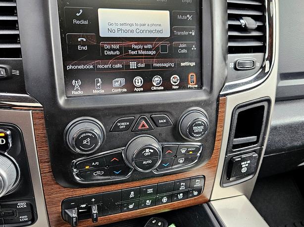 2016 Ram  1500 Laramie image 7