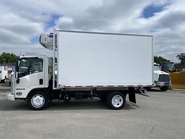 2019 Isuzu NRR 14 Foot Reefer Cube Van 3 Seater Diesel image 2