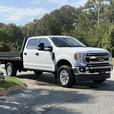 2020 Ford F-350 SD XLT 4X4 Crew Cab 8-Foot Flat Deck Truck thumbnail image 1