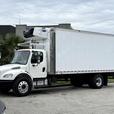 2018 Freightliner M2 106 22 Foot Cummins Reefer Cube Van thumbnail image 5