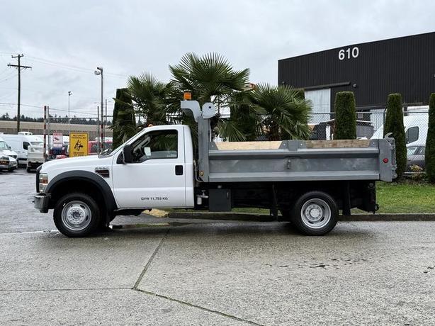 2008 Ford F-550 Regular Cab 2WD 11-Foot Diesel Dump Truck image 6