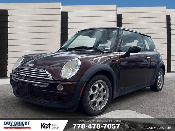 2003 MINI Cooper Hardtop GREY INTERIOR WITH LEATHER SEATS, AUTO, AUTO LOCKS AND  image 1