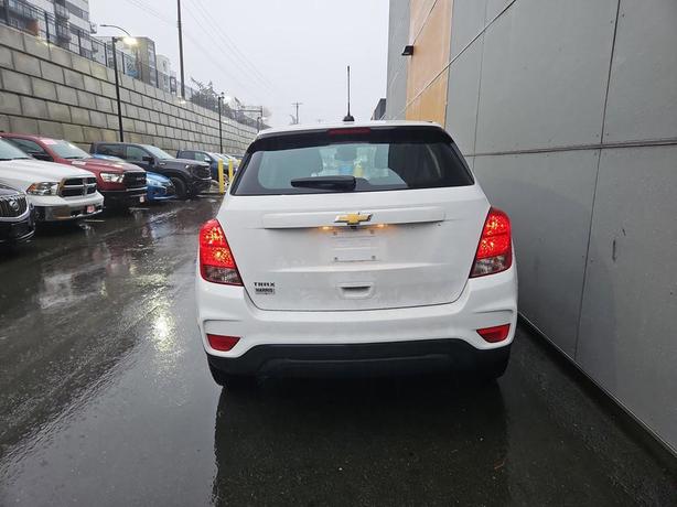 2017 Chevrolet Trax LS | Backup Camera | Bluetooth Integration! image 5