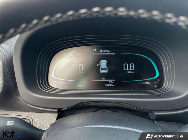 2023 Hyundai Venue Ultimate ! FULL LOAD! LOW KMS! NO ACCIDENTS! LEATHER! SUNROOF image 8