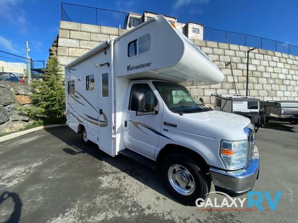 Used 2011 Adventurer 19RD image 1