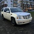 2010 Cadillac Escalade thumbnail image 1