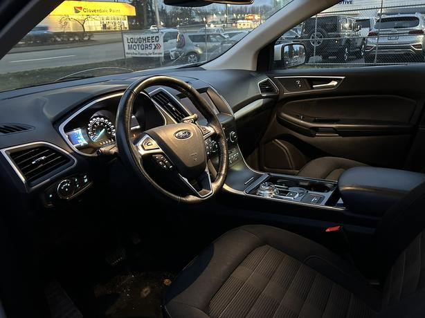 2019 Ford Edge image 4