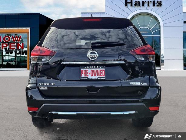 2020 Nissan Rogue S AWD | No Reported Accidents! image 5