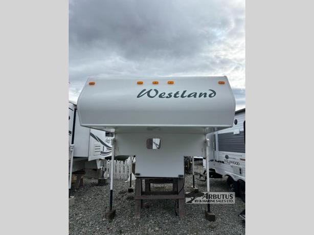Used 2011 Westland RV Travelaire 80W image 2