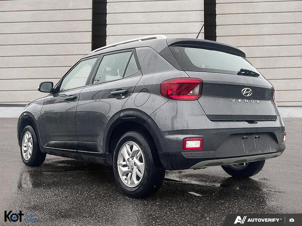 2024 Hyundai Venue Preferred image 4