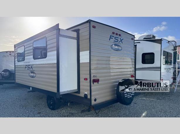 Used 2019 Forest River RV Wildwood 190SS image 4