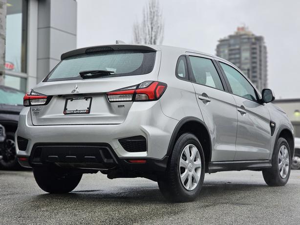 2023 Mitsubishi RVR ES AWC - Heated Seats, Apple Carplay/Android Auto image 5