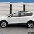 2019 Ford Escape SEL BLUETOOTH APPLE CARPLAY! POWERED TAILGATE! thumbnail image 3