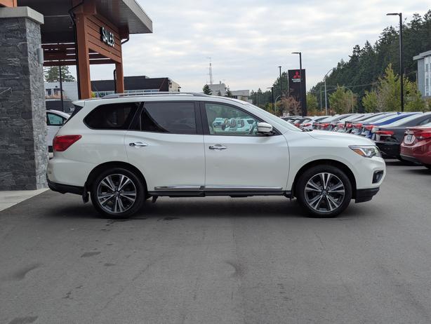 2018 Nissan Pathfinder Platinum - Heated/Vented Seats, Leather, Sunroof image 5
