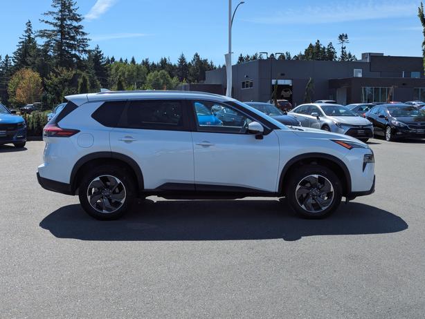 2024 Nissan Rogue SV - AWD, No Accidents, Heated Seats, Sunroof image 5
