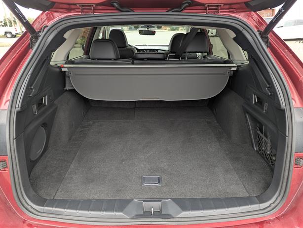 2020 Subaru Outback Limited - No Accidents, Sunroof, Heated Seats, AWD image 8