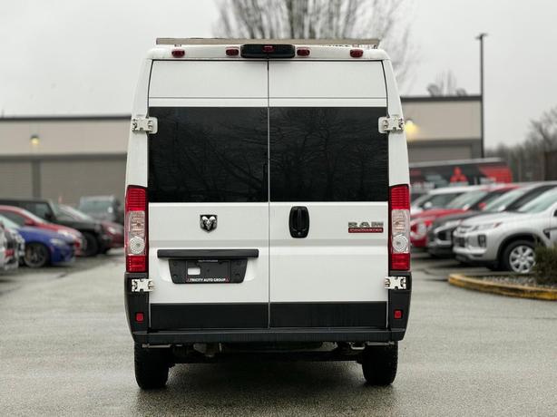 2020 Ram ProMaster Cargo Van image 7