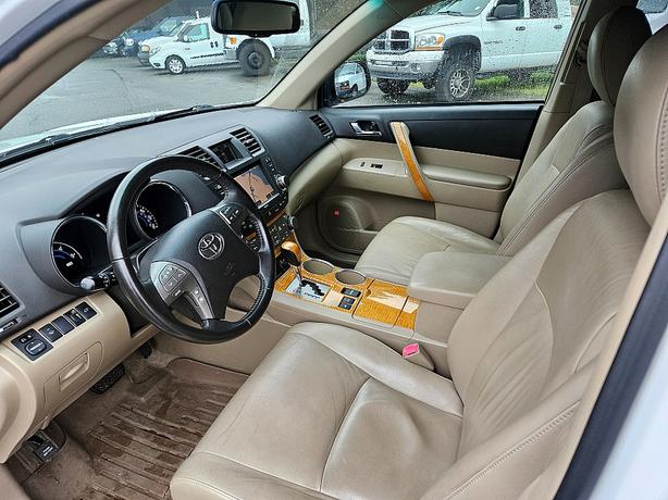 2009 Toyota  Highlander Hybrid Limited image 7