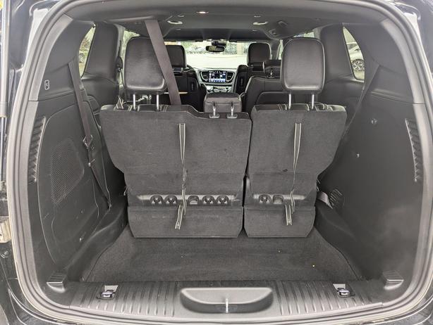 2022 Chrysler Pacifica Touring L - No Accidents, AWD, Power Doors image 8
